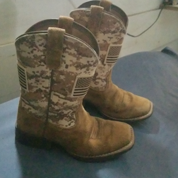 Arait kids boots - Picture 1 of 2